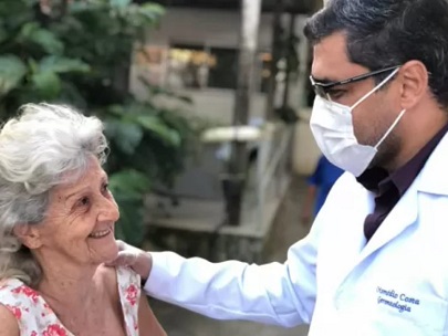Em plena pandemia sociólogo alagoano cria rede no país para melhorar a vida dos idosos