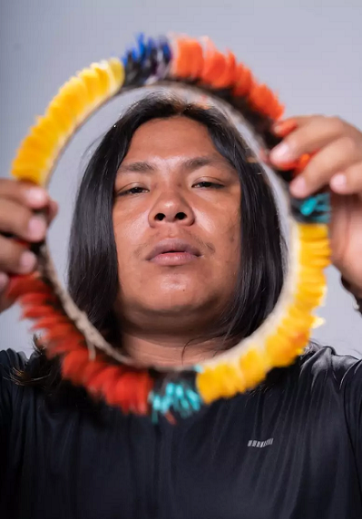 “Quando eu não tinha internet, não fazia ideia que não-indígenas tinham tanto preconceito”, diz Kauri Daldeia