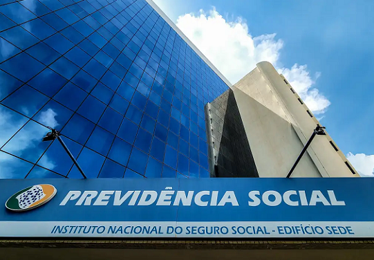 Descontos indevidos em aposentadorias