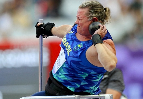 “In.Visível: o que não se vê, se sente”