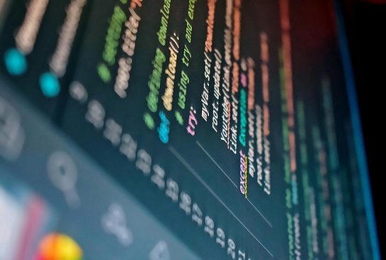 Plataformas digitais e golpes financeiros