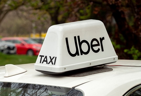 Uberização, subordinação algorítmica e a OIT